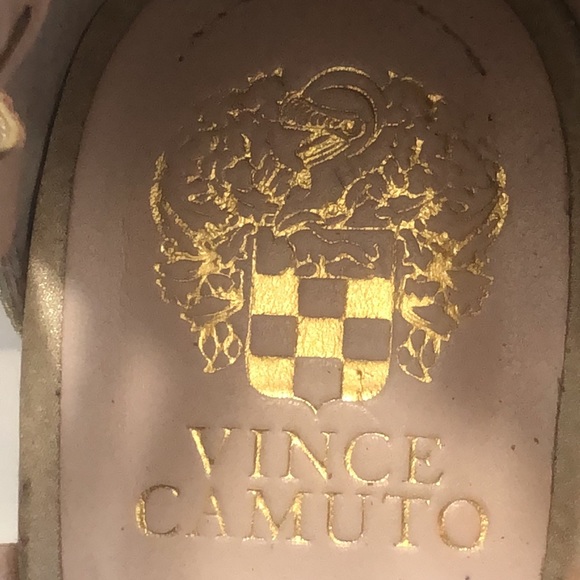 Vince Camuto Metallic Gold Open Toe Rhinestone Back Zip Heels size 8.5M - Picture 10 of 16